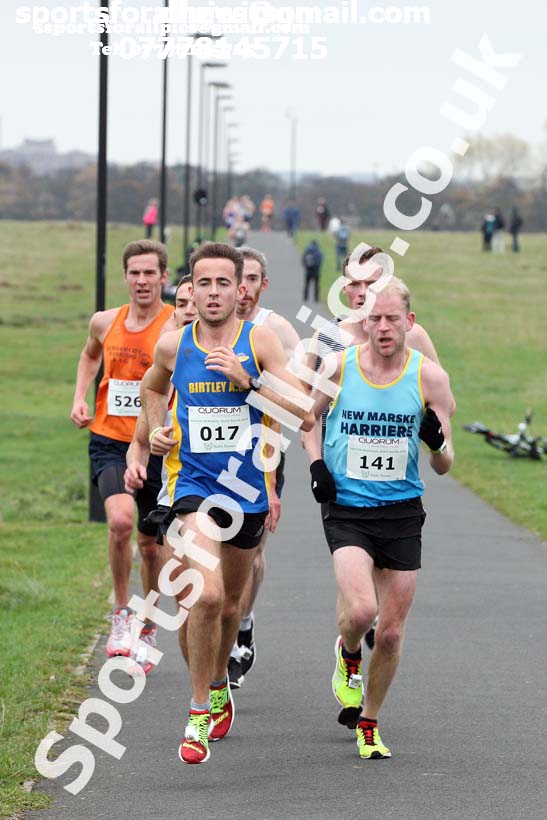 Senior men and womens Heaton Memorial 10k Road Race, Newcastle Town Moor. Photo:  David T. Hewitson/Sports for All Pics